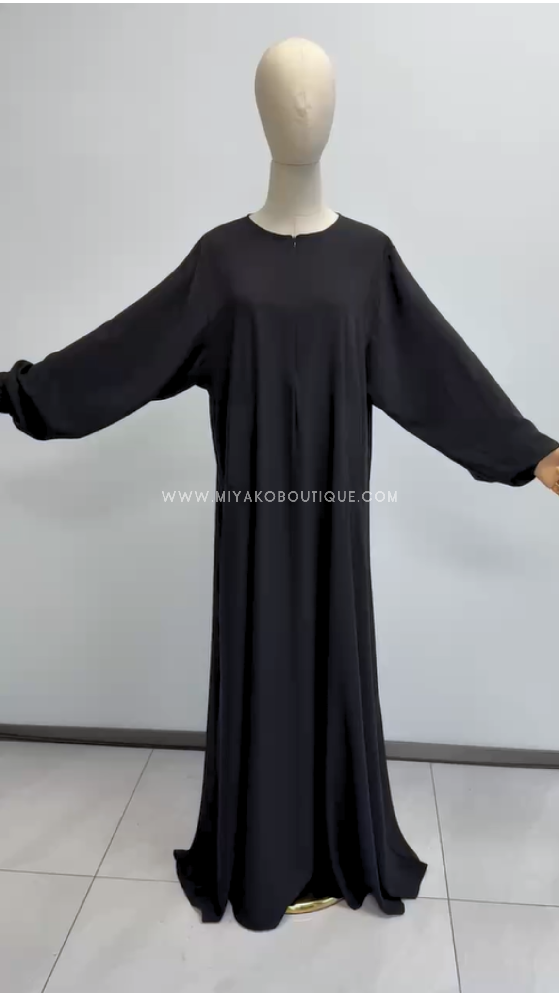 Black | Front Pockets Tall Abaya
